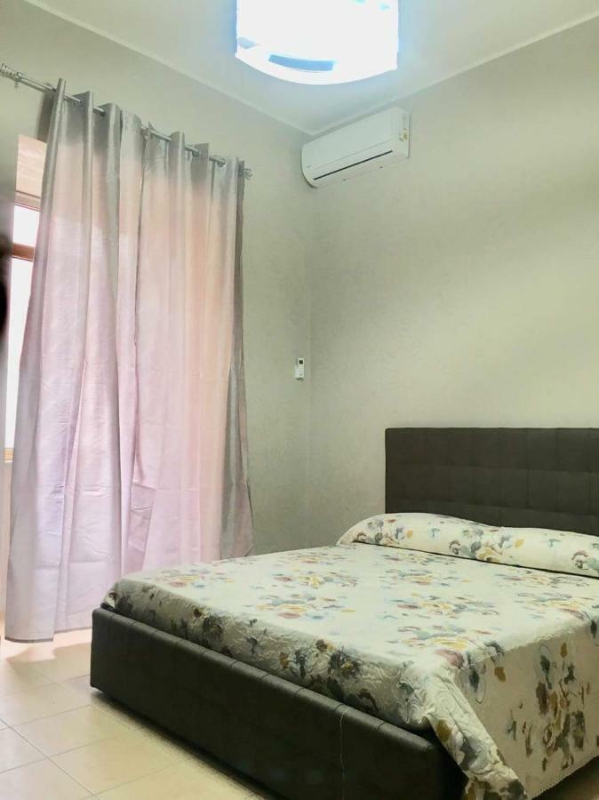 Casa Mariarca Apartment เนเปิลส์ ภายนอก รูปภาพ