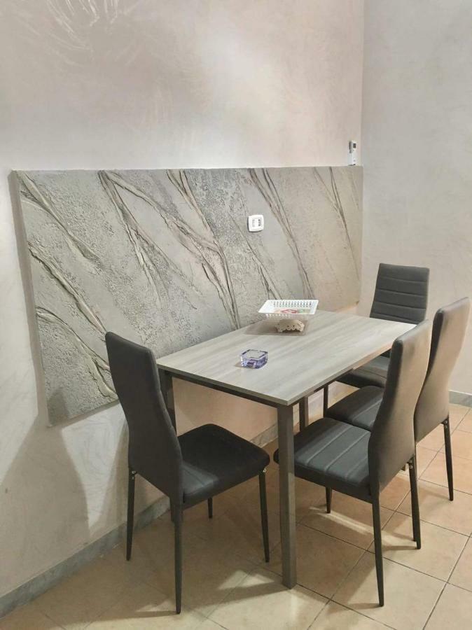 Casa Mariarca Apartment เนเปิลส์ ภายนอก รูปภาพ