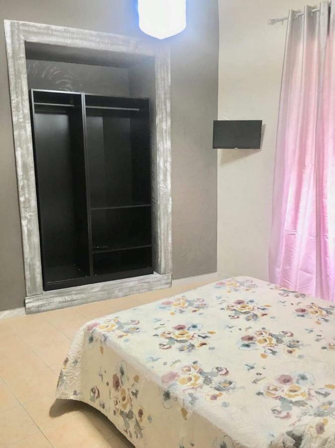 Casa Mariarca Apartment เนเปิลส์ ภายนอก รูปภาพ