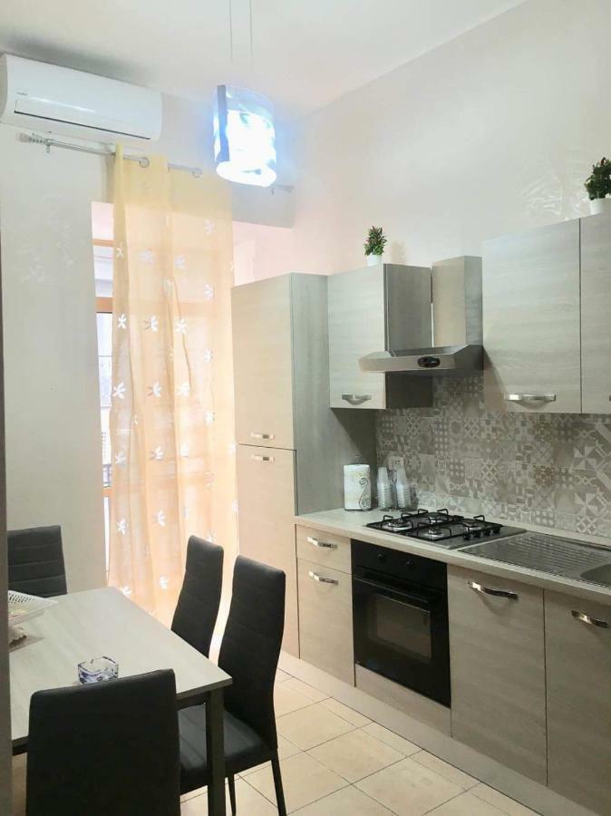 Casa Mariarca Apartment เนเปิลส์ ภายนอก รูปภาพ